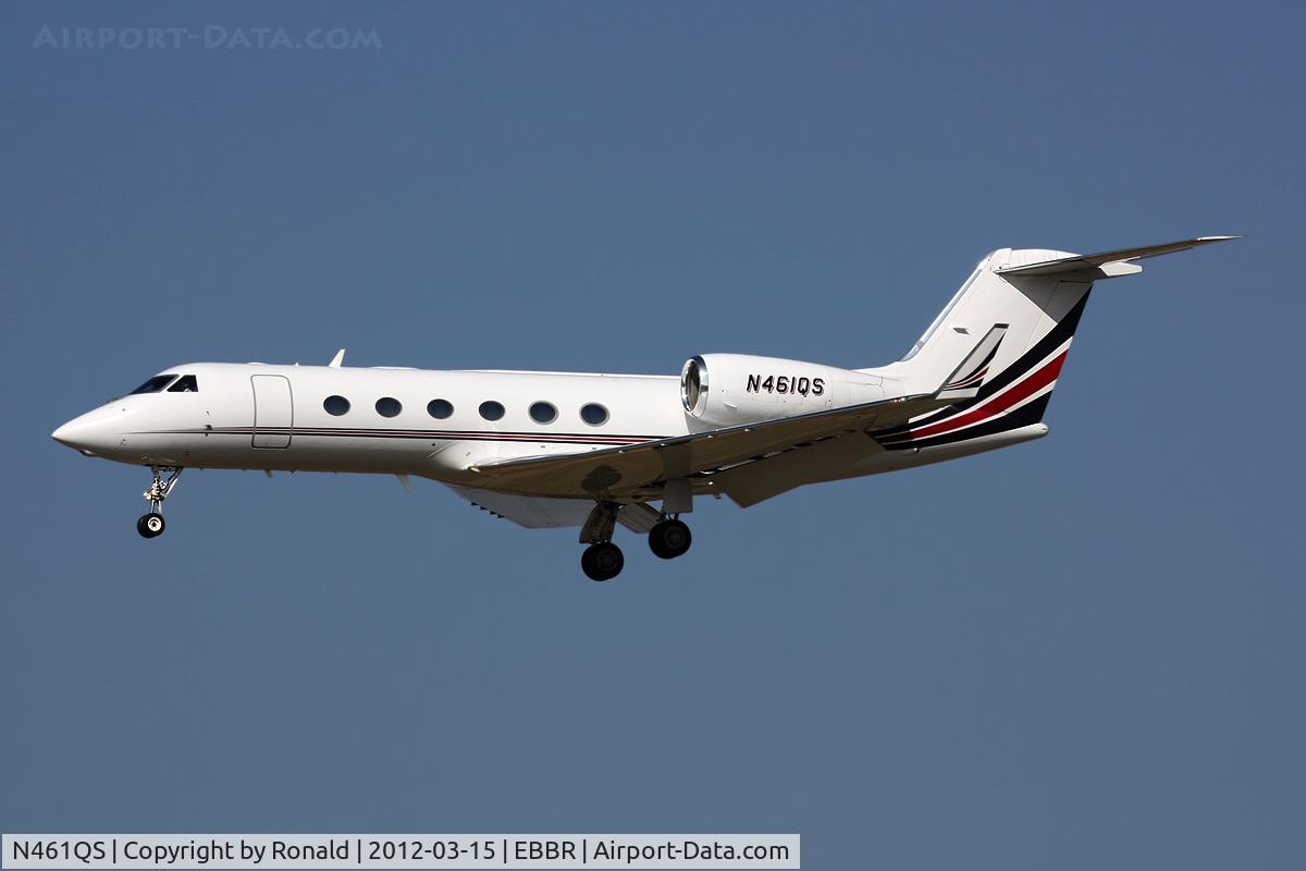 N461QS, 2008 Gulfstream Aerospace GIV-X (G450) C/N 4125, at bru