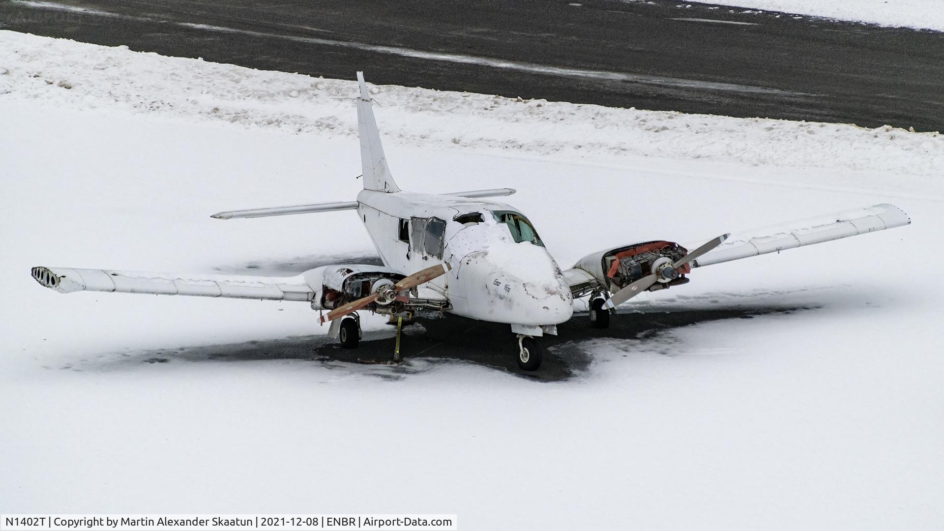 N1402T, 1972 Piper PA-34-200 C/N 34-7250310, Just a sad sight.. Was parked operational at Flesland in 2002 and is now very well beyond repair. Full of corrosion and will never fly again. Still somewhat in one piece with engines and propellers. In use by Avinor fire fighters as a training airframe.