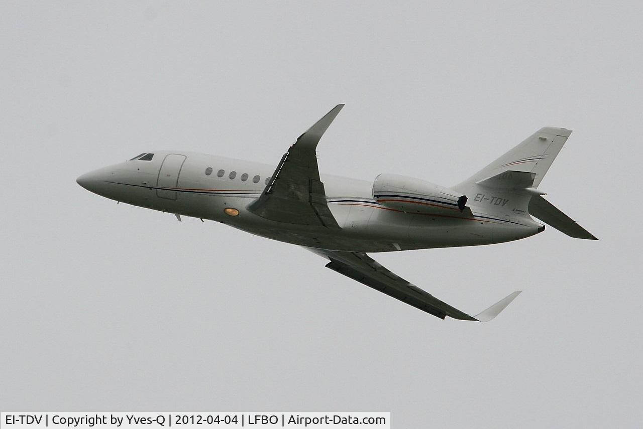 EI-TDV, 2009 Dassault Falcon 2000EX C/N 190, Dassault Falcon 2000EX, Climbing from rwy 32R, Toulouse Blagnac Airport (LFBO-TLS)