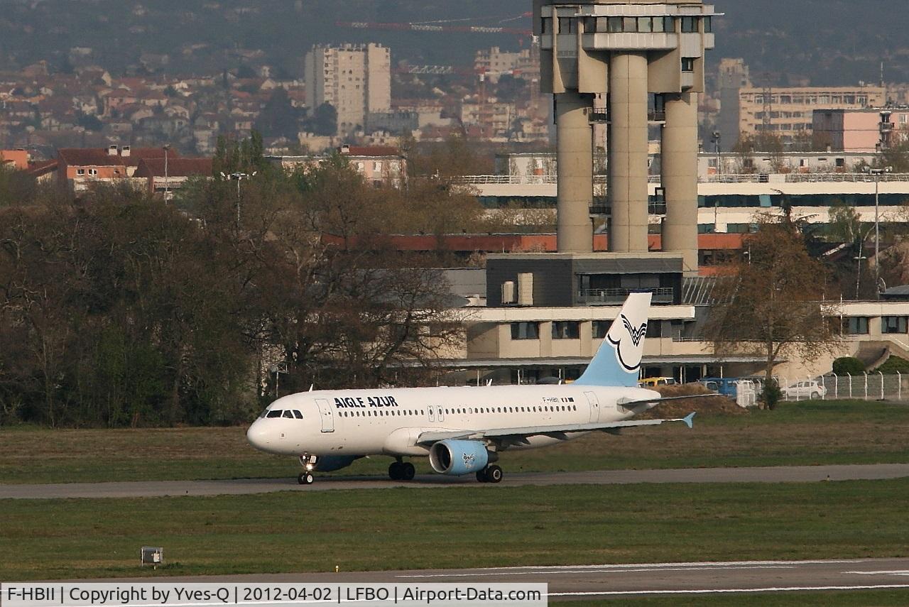 F-HBII, 2009 Airbus A320-214 C/N 3852, Airbus A320-214, Taxiing to rwy 14L, Toulouse-Blagnac Airport (LFBO-TLS)