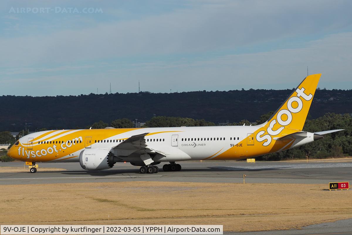 9V-OJE, 2015 Boeing 787-9 Dreamliner C/N 37116, Boeing 787-9 cn 37116 ln 316. Scoot 9V-OJE, name Maju- Iah. YPPH 05 March 2022