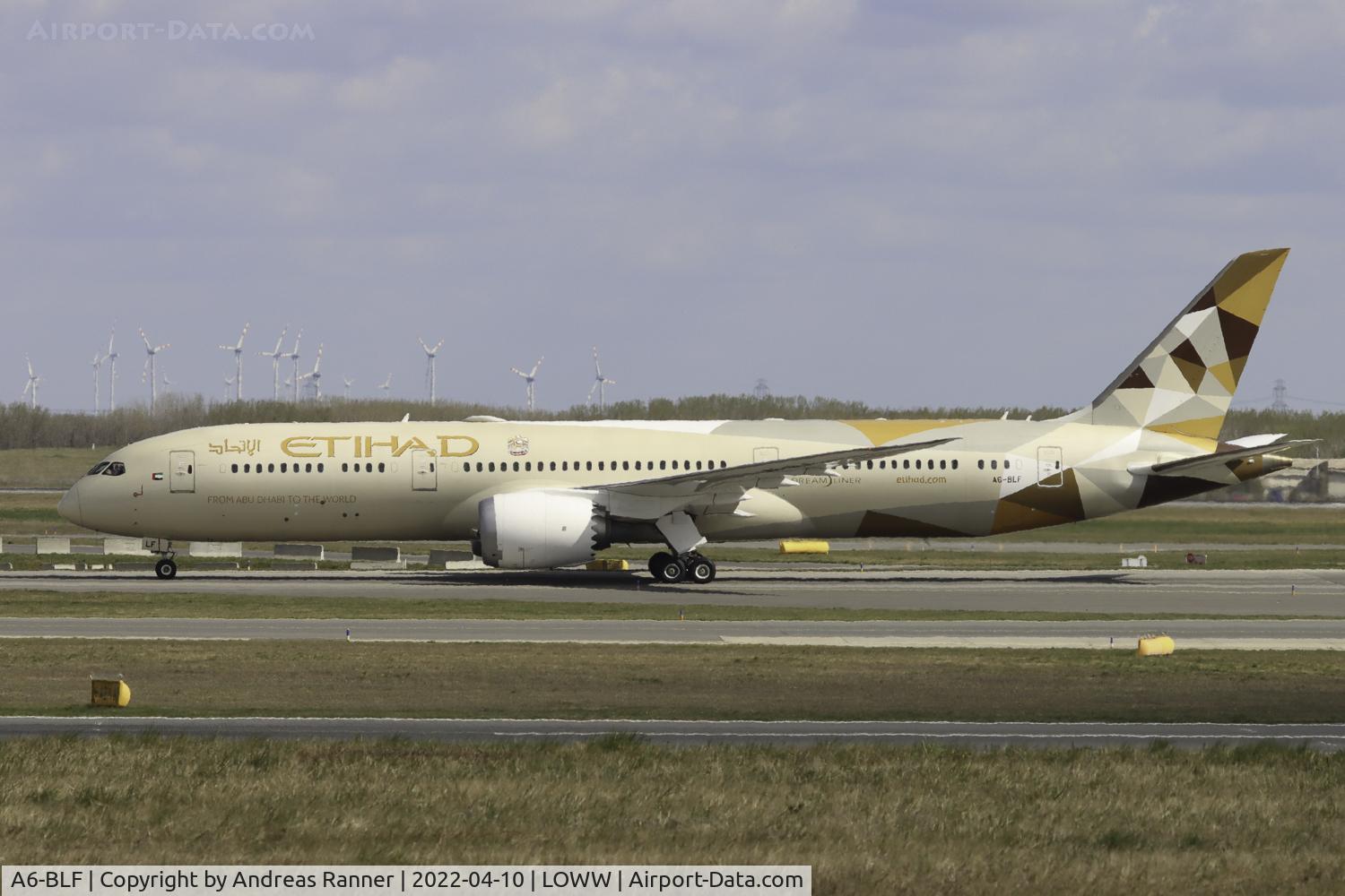 A6-BLF, 2016 Boeing 787-9 Dreamliner Dreamliner C/N 39651, Etihad Boeing 787