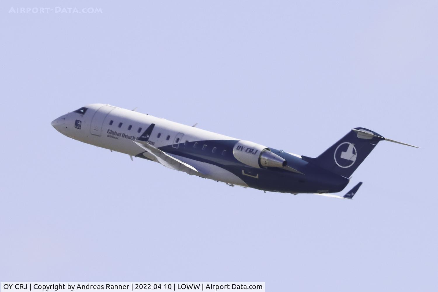 OY-CRJ, 2000 Canadair CRJ-200LR (CL-600-2B19) C/N 7384, Global Reach Aviation CRJ-200