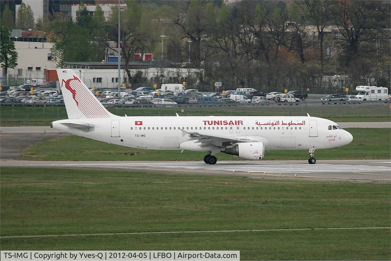 TS-IMG, 1992 Airbus A320-211 C/N 0390, Airbus A320-211, Lining up rwy 14L,Toulouse Blagnac Airport (LFBO-TLS)