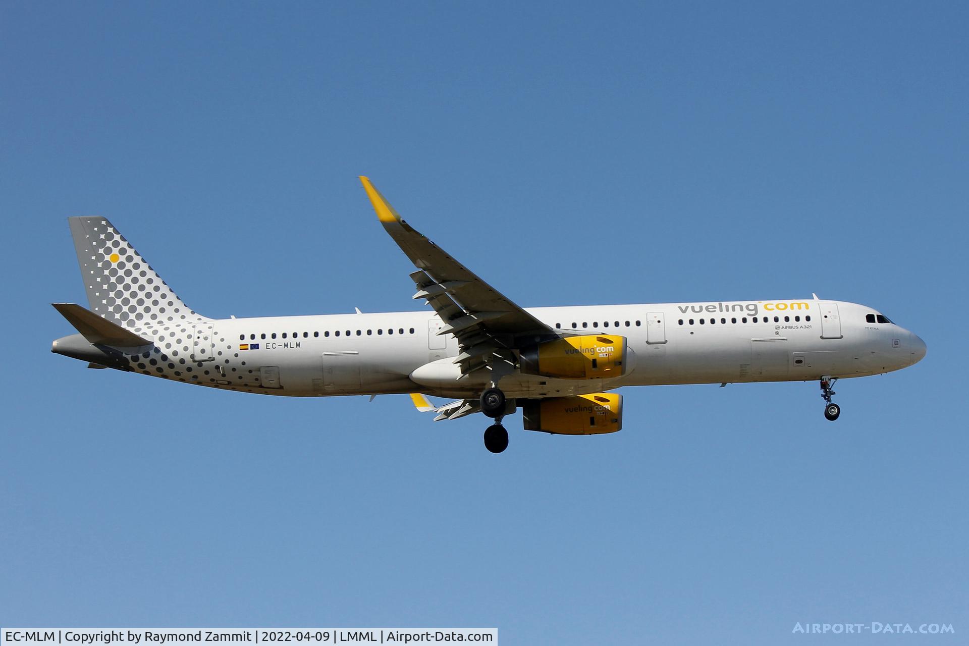 EC-MLM, 2016 Airbus A321-231 C/N 7108, A321 EC-MLM Vueling