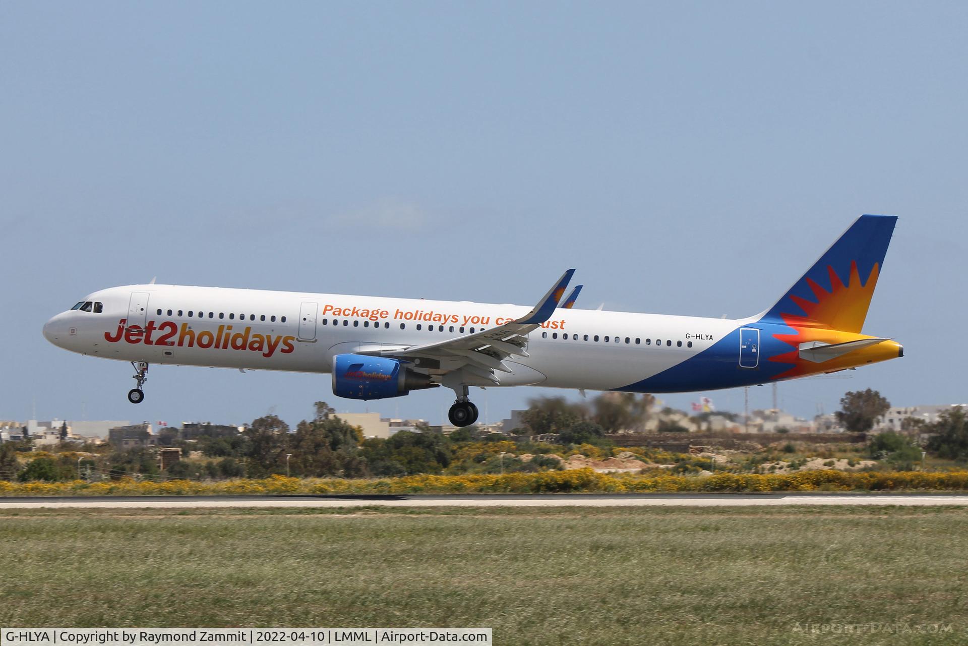 G-HLYA, 2014 Airbus A321-211 C/N 6038, A321 G-HLYA Jet2Com