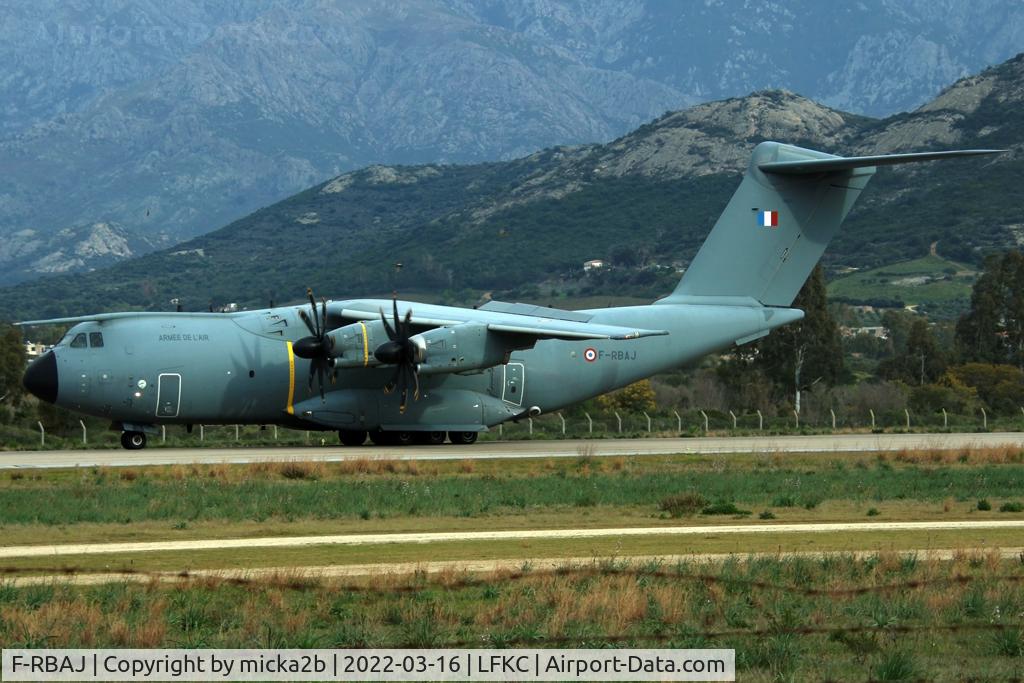 F-RBAJ, 2016 Airbus A400M Atlas C/N 037, Taxiing