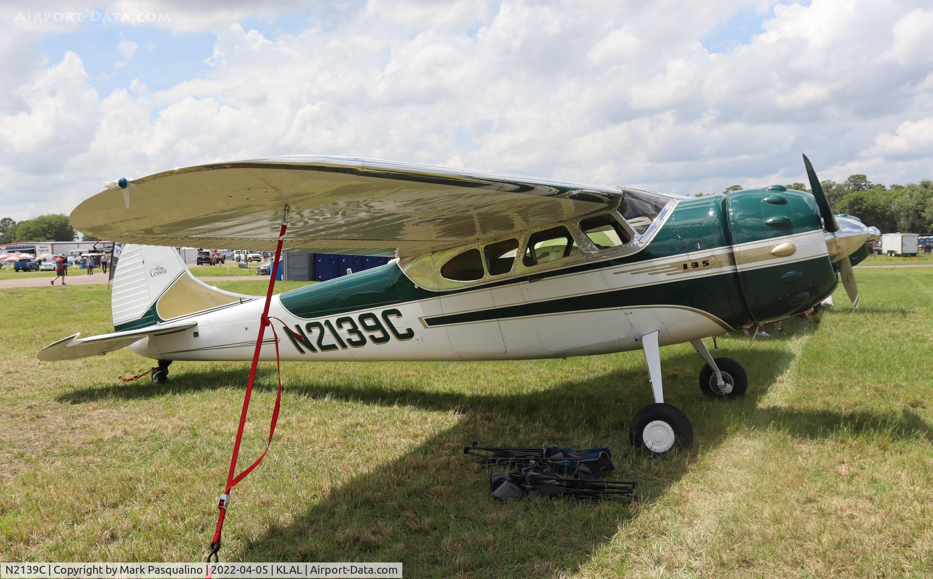N2139C, 1953 Cessna 195B Businessliner C/N 16124, Cessna 195B