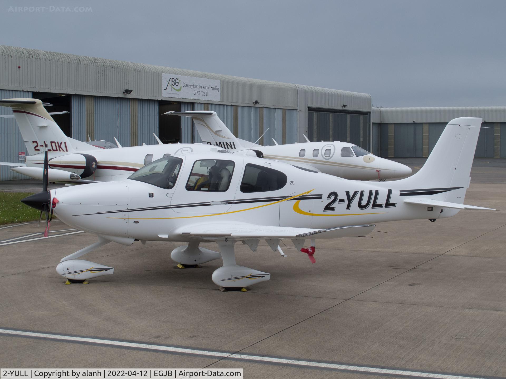 2-YULL, Cirrus SR-20 C/N 2509, Parked at ASG, Guernsey