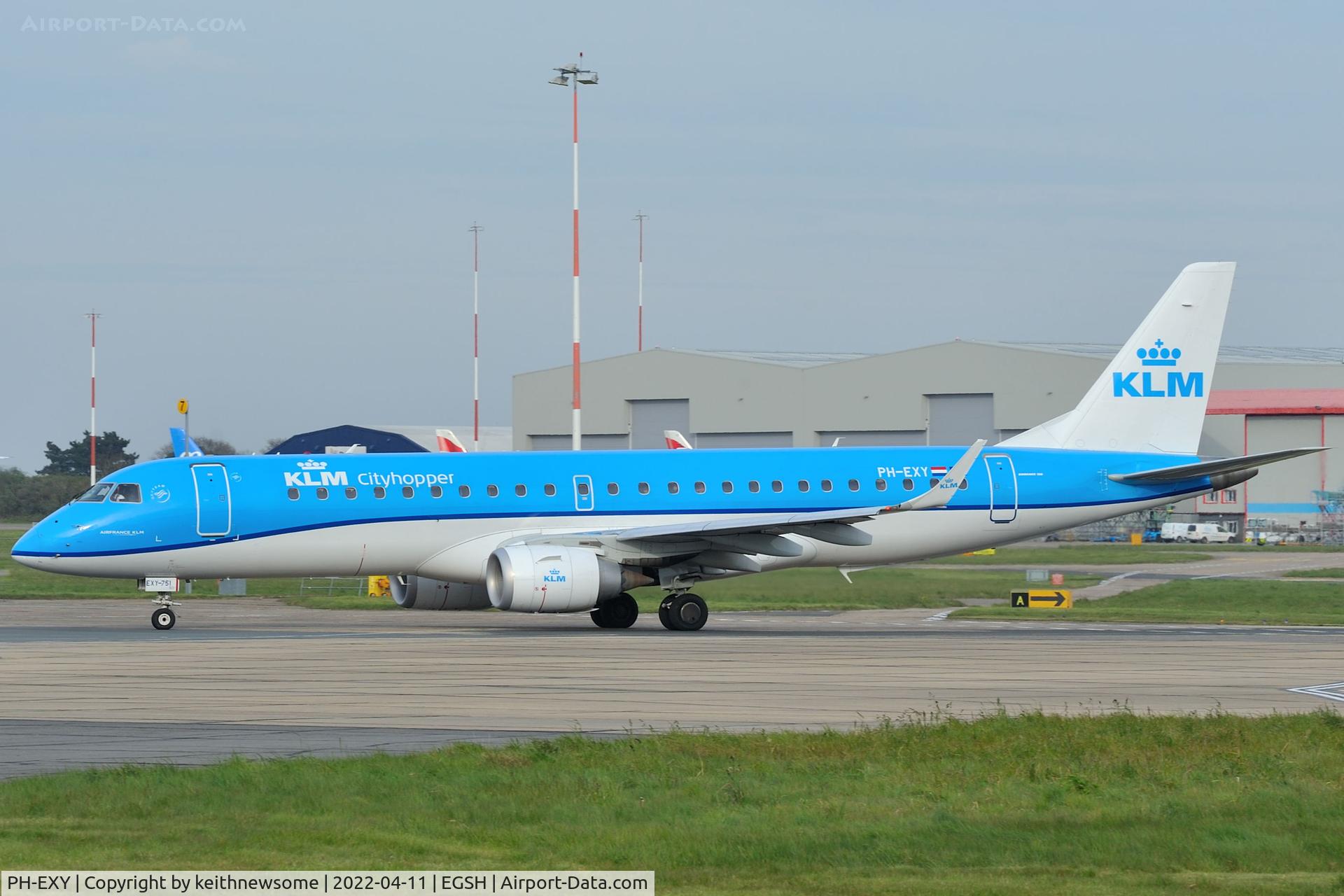 PH-EXY, 2018 Embraer 190STD (ERJ-190-100STD) C/N 19000751, Leaving Norwich for Amsterdam.