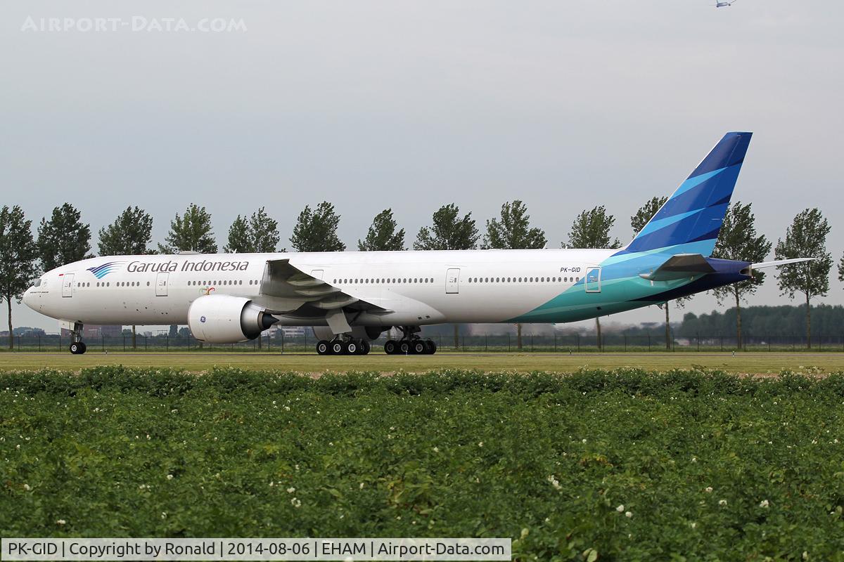 PK-GID, 2013 Boeing 777-3U3/ER C/N 29146, at spl