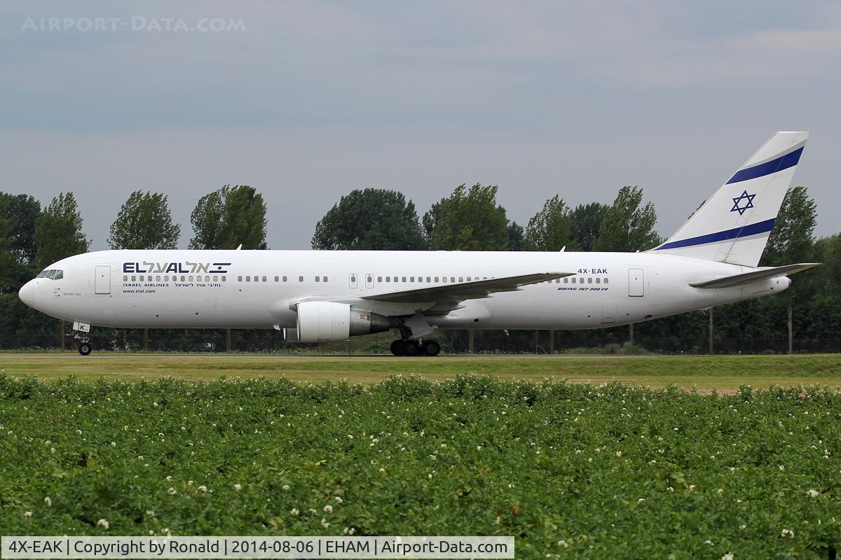 4X-EAK, 1997 Boeing 767-3Q8 C/N 27600, at spl