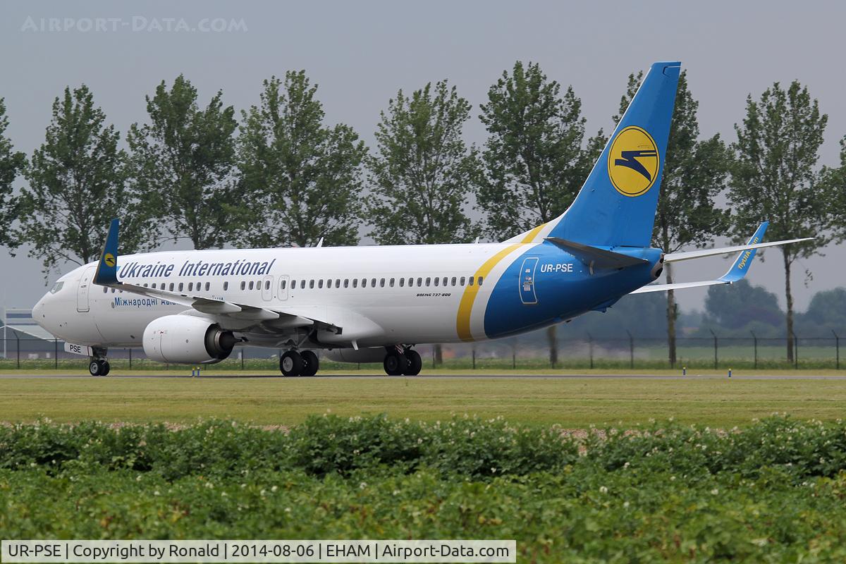 UR-PSE, 2012 Boeing 737-84R C/N 38119, at spl