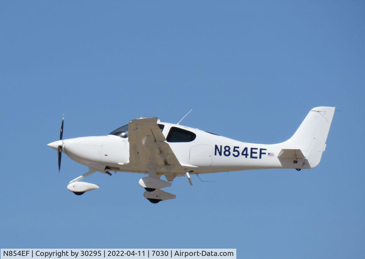 N854EF, 2018 Cirrus SR20 C/N 2430, Just took off