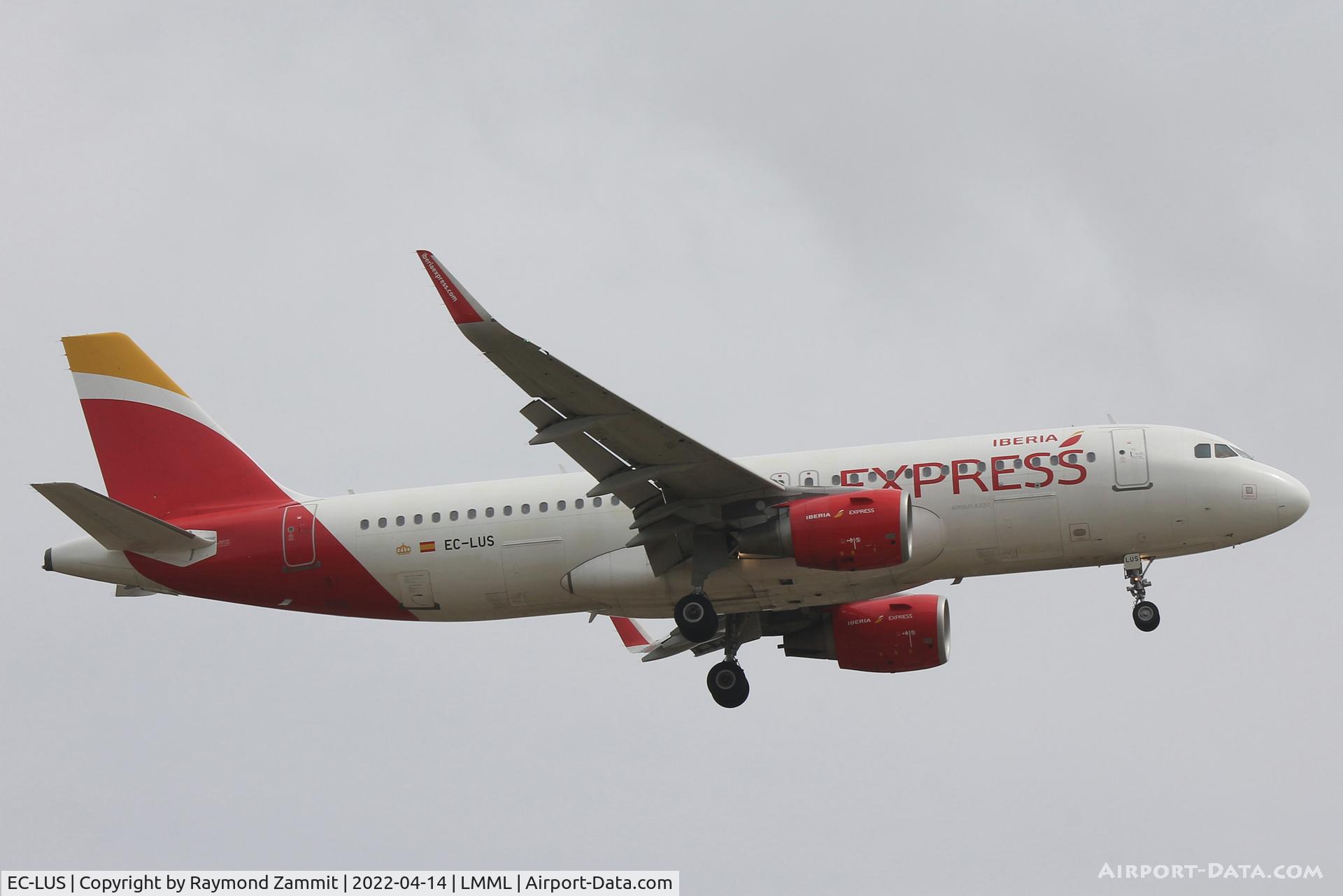 EC-LUS, 2013 Airbus A320-216 C/N 5501, A320 EC-LUS Iberia Express