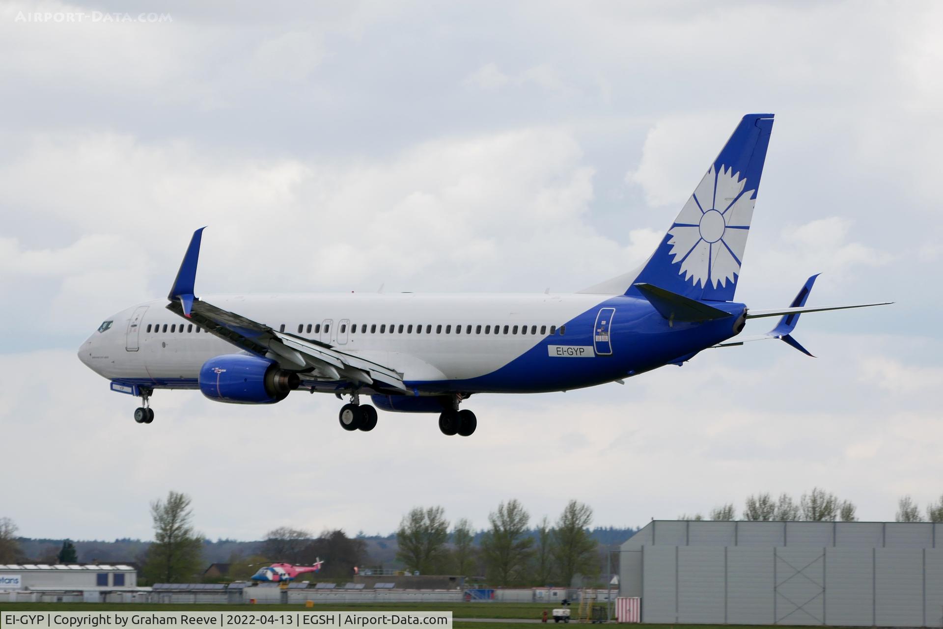 EI-GYP, 2008 Boeing 737-8K5 C/N 35137, Landing at Norwich.