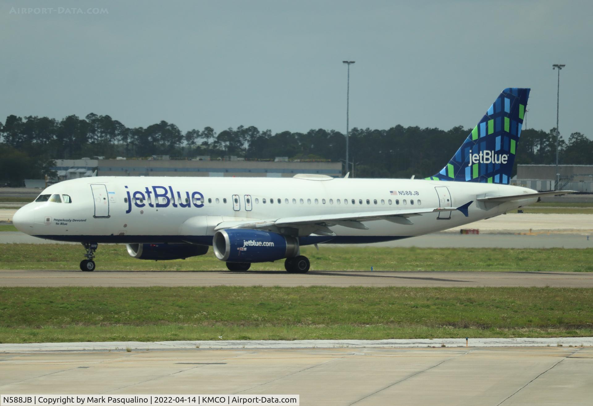 N588JB, 2004 Airbus A320-232 C/N 2201, Airbus A320-232