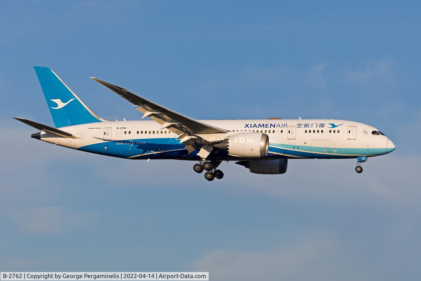 B-2762, 2015 Boeing 787-8 Dreamliner Dreamliner C/N 41542, Short final runway 34.