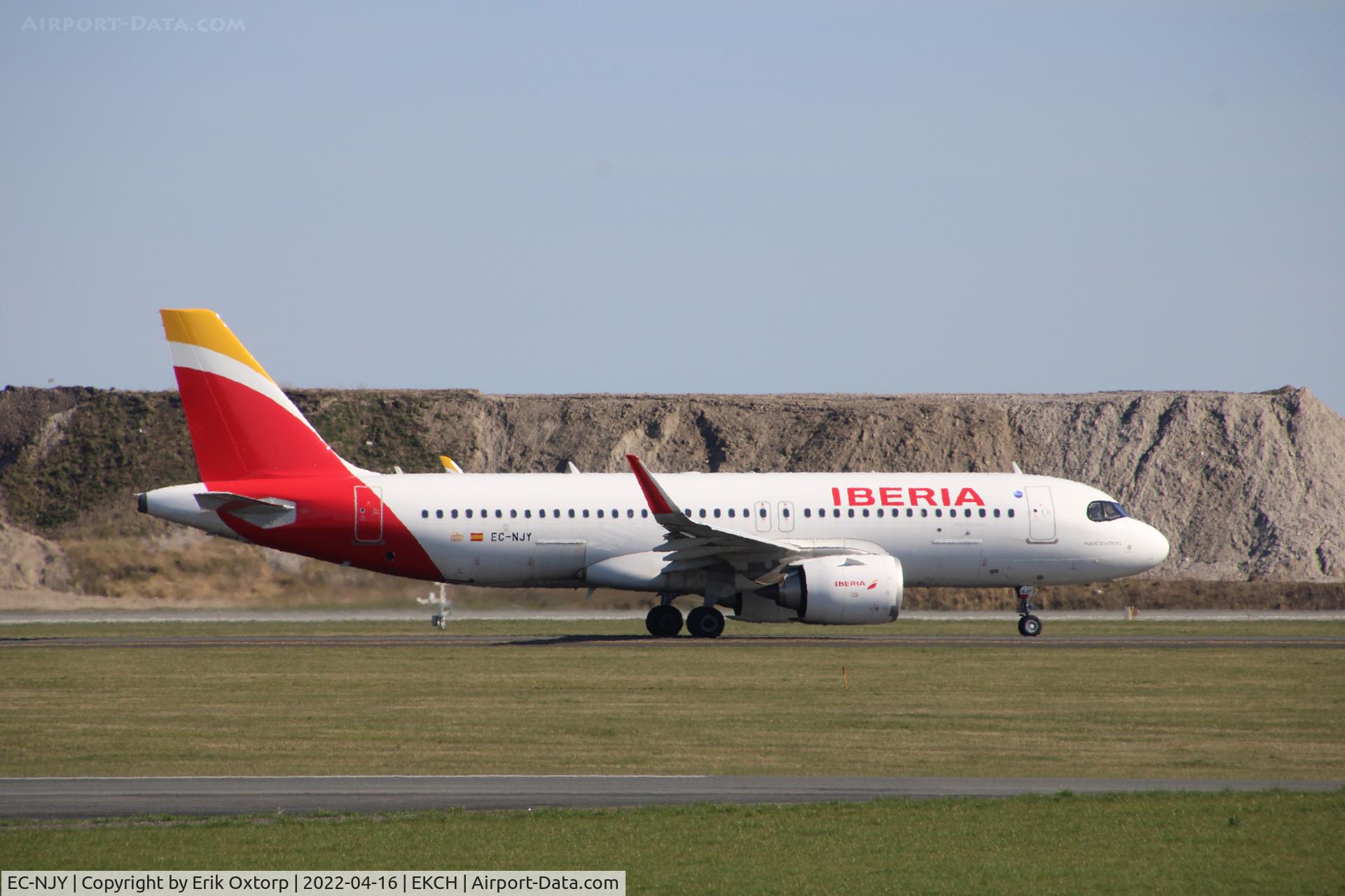 EC-NJY, 2020 Airbus A320-251N C/N 10135, EC-NJY taxi for take off rw 04R