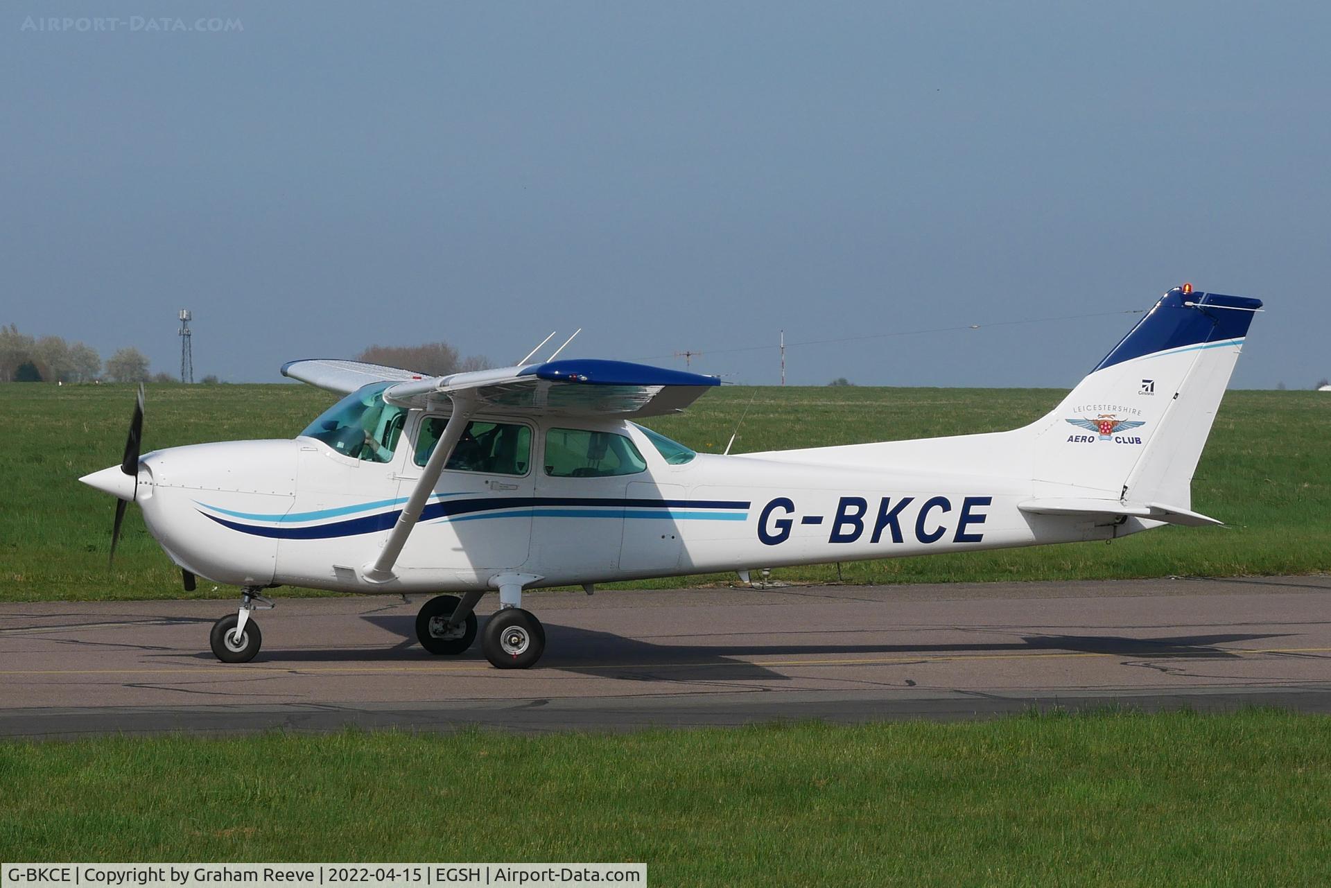 G-BKCE, 1982 Reims F172P Skyhawk C/N 2135, Just landed at Norwich.
