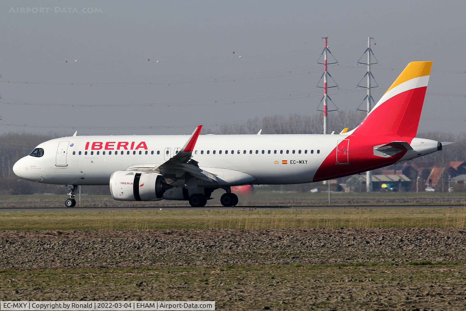 EC-MXY, 2018 Airbus A320-251N C/N 8256, at spl
