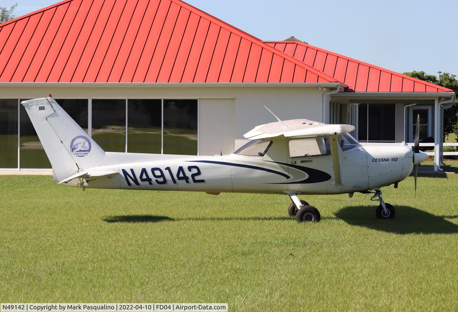 N49142, 1977 Cessna 152 C/N 15281161, Cessna 152