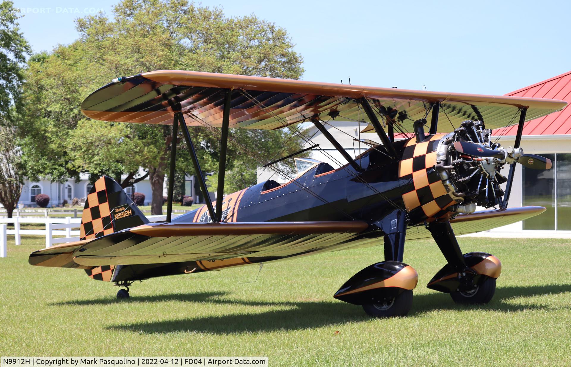 N9912H, 1943 Boeing N2S-3 Kaydet (B75N1) C/N 75-7213, Stearman