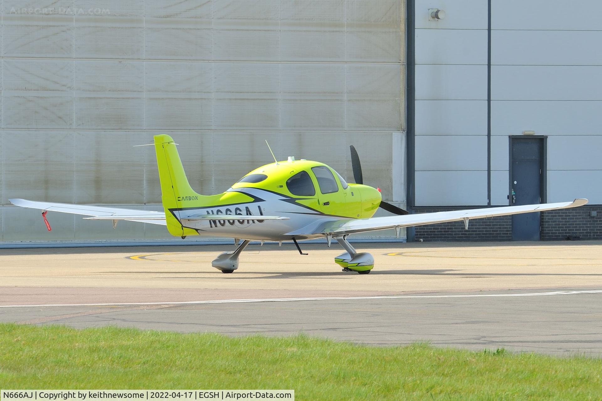 N666AJ, Cirrus SR-22 GTS Carbon C/N 4992, Parked at Norwich.