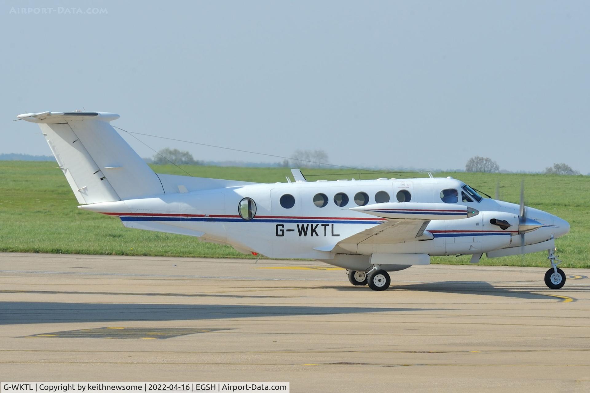 G-WKTL, 1980 Beech Super King Air 200 C/N BT-11, Leaving Norwich following fuel stop.