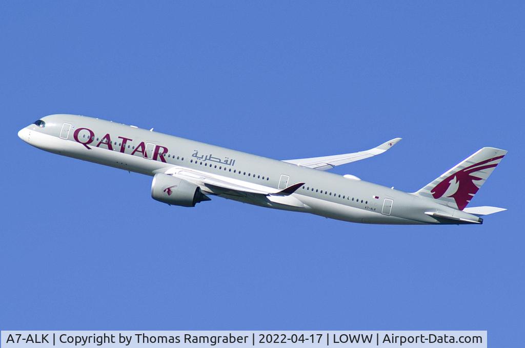 A7-ALK, 2016 Airbus A350-941 C/N 033, Qatar Airways Airbus A350-900