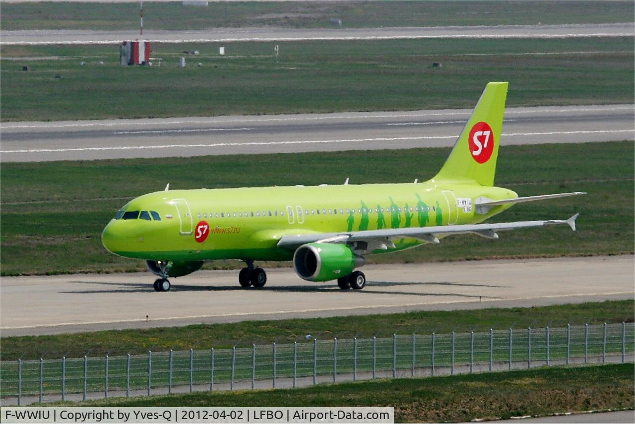 F-WWIU, 2012 Airbus A320-214 C/N 5106, Airbus A320-214 (cn 5106), Taxiing, Toulouse Blagnac Airport (LFBO-TLS)