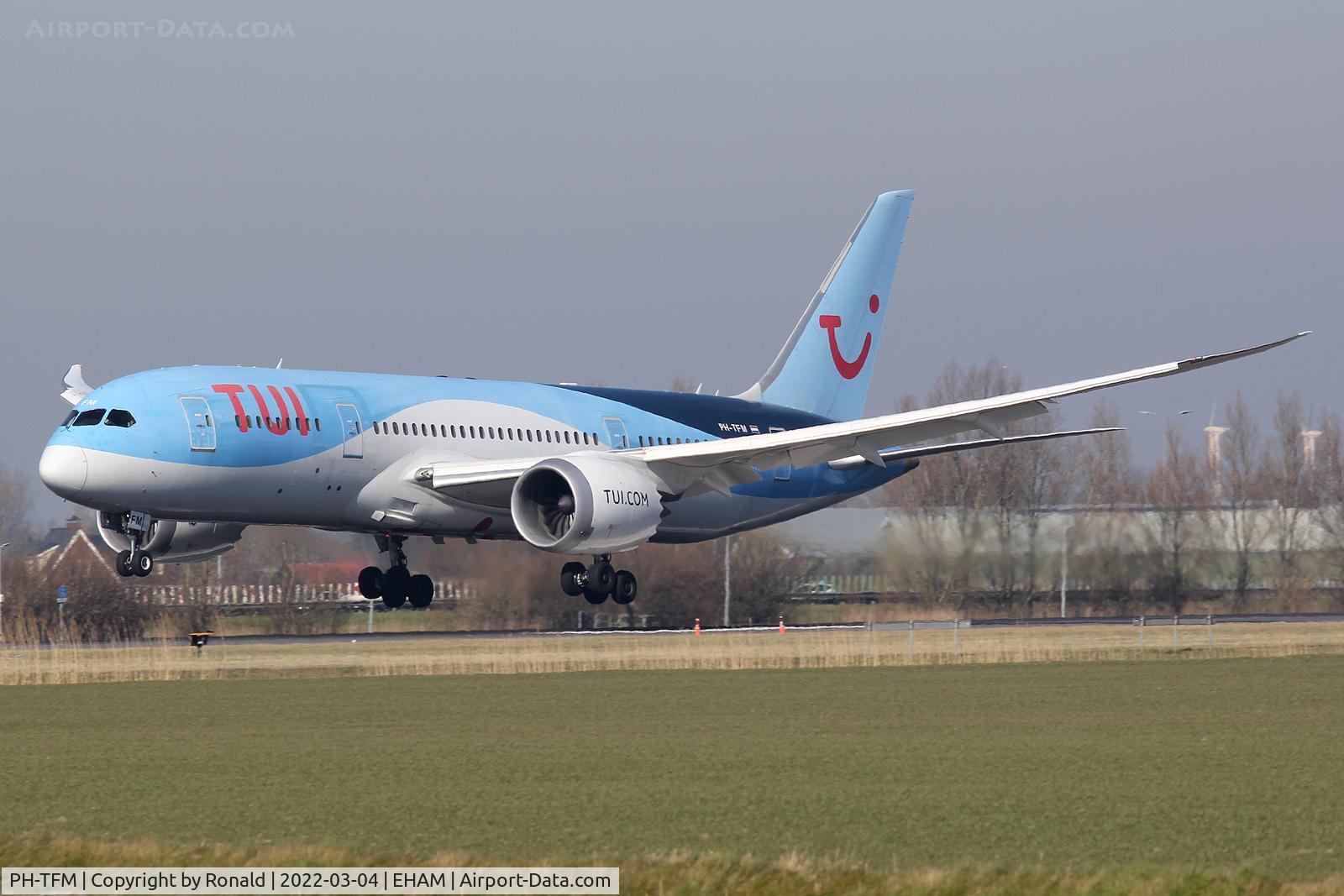 PH-TFM, 2015 Boeing 787-8 Dreamliner Dreamliner C/N 36429, at spl