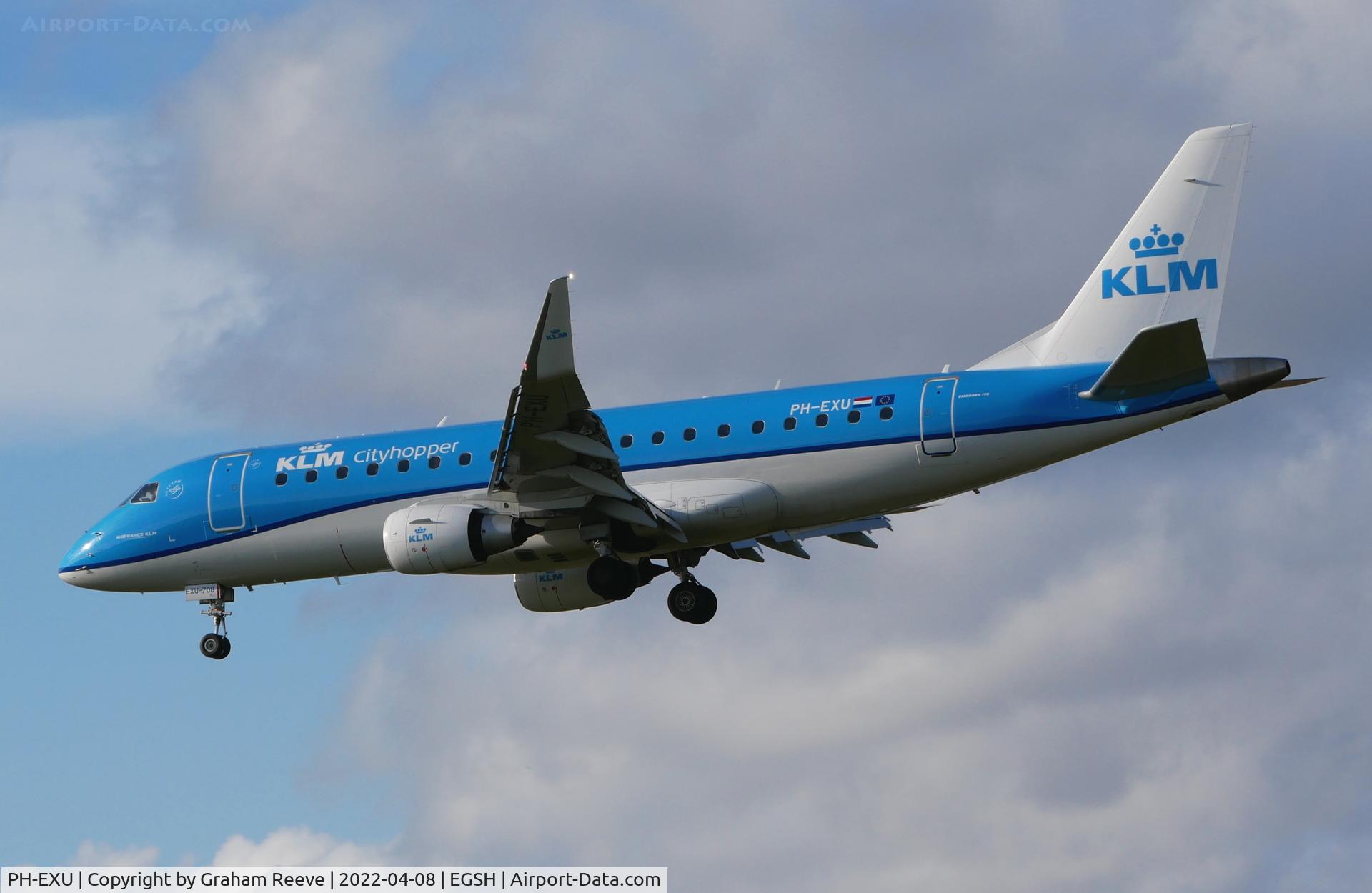 PH-EXU, 2018 Embraer 175STD (ERJ-170-200) C/N 17000708, Landing at Norwich.