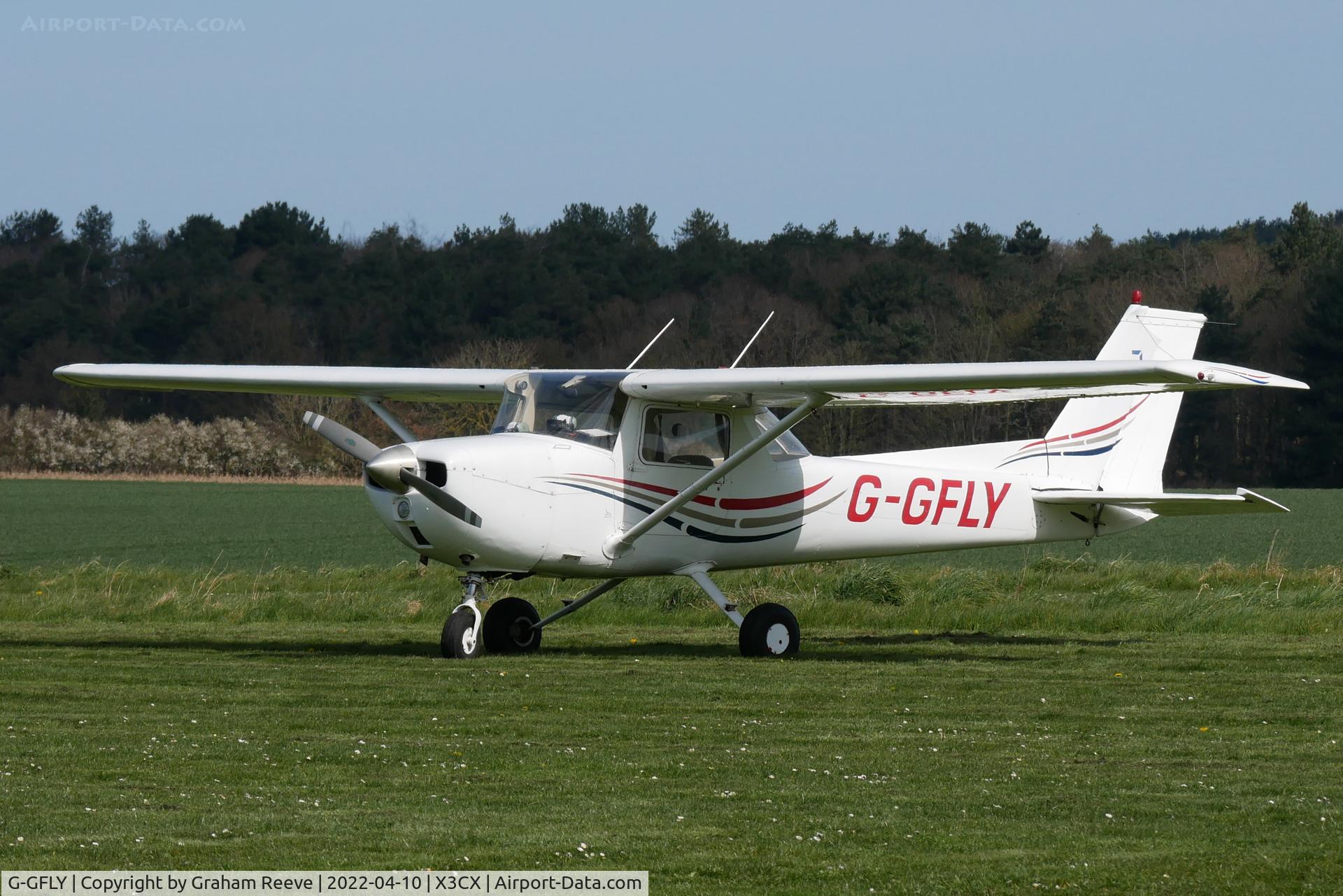 G-GFLY, 1972 Reims F150L C/N 0822, Parked at Northrepps.