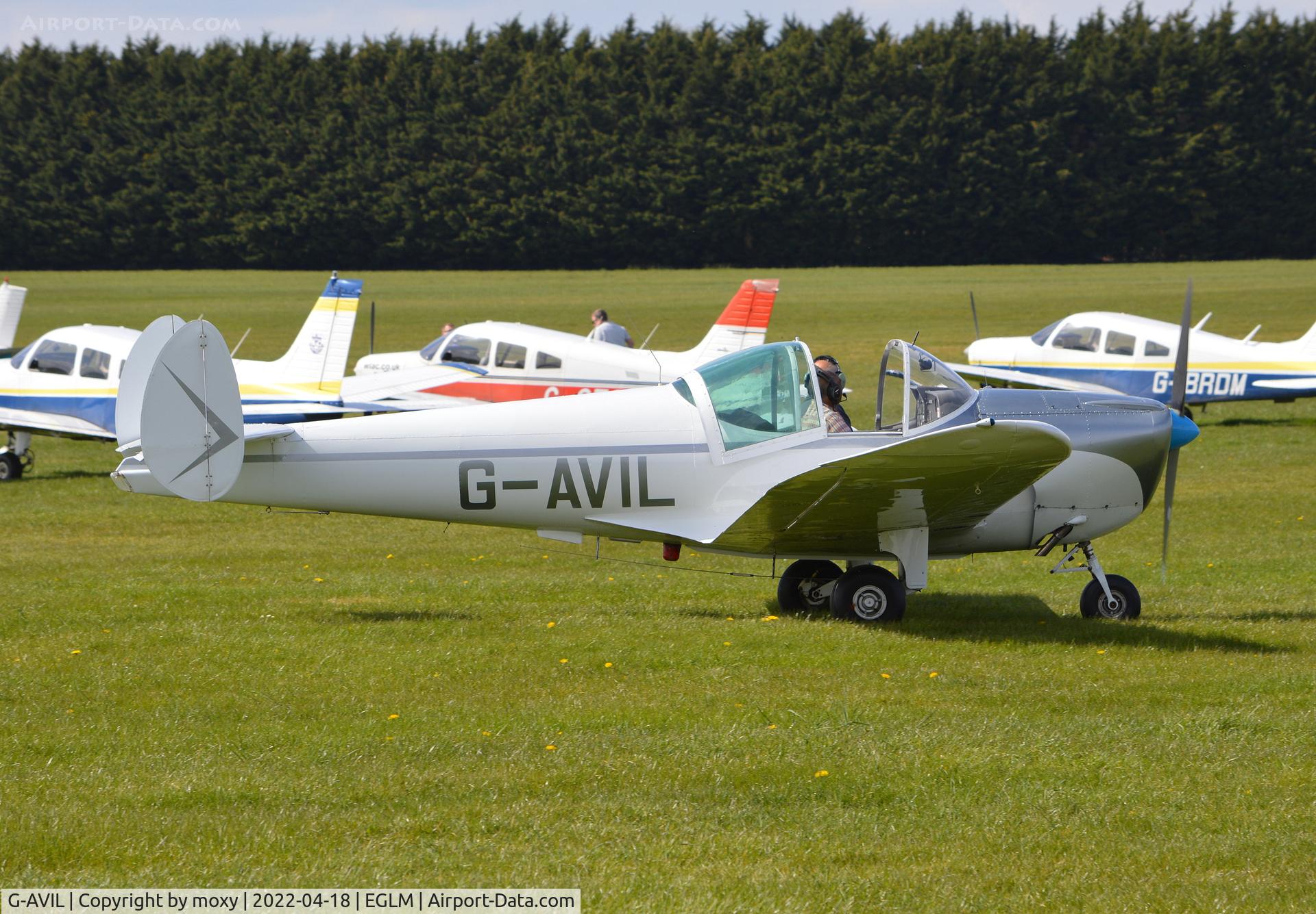 G-AVIL, 1965 Alon A-2 Aircoupe C/N A-5, Alon A-2 Aircoupe at White Waltham. Ex N5471E