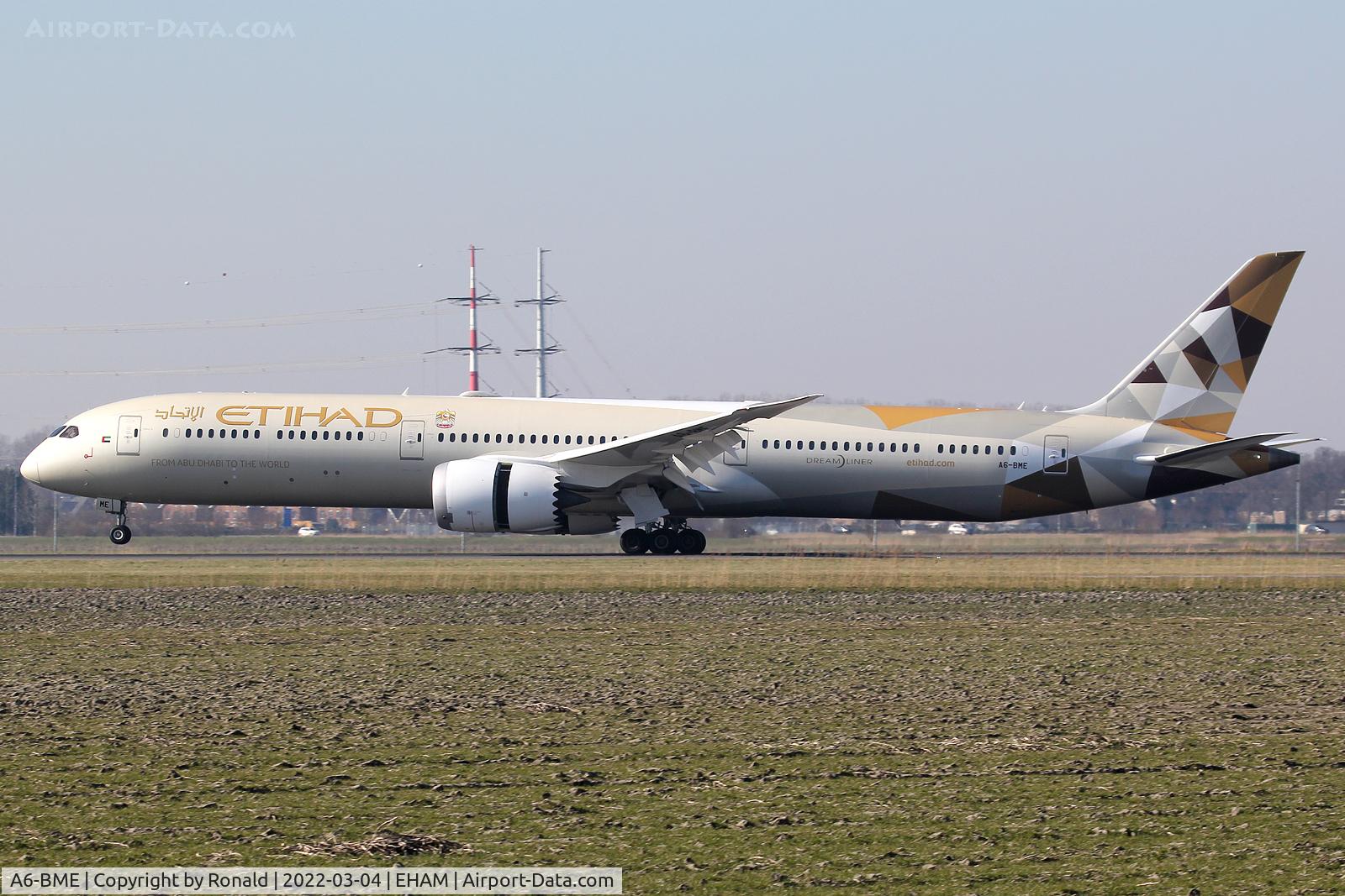 A6-BME, 2018 Boeing 787-10 Dreamliner C/N 60759, at spl