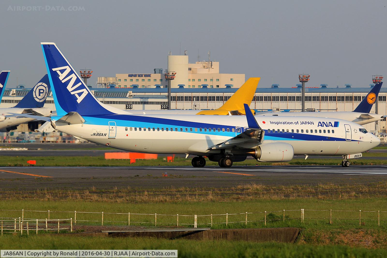 JA86AN, 2016 Boeing 737-881 C/N 62641, at nrt