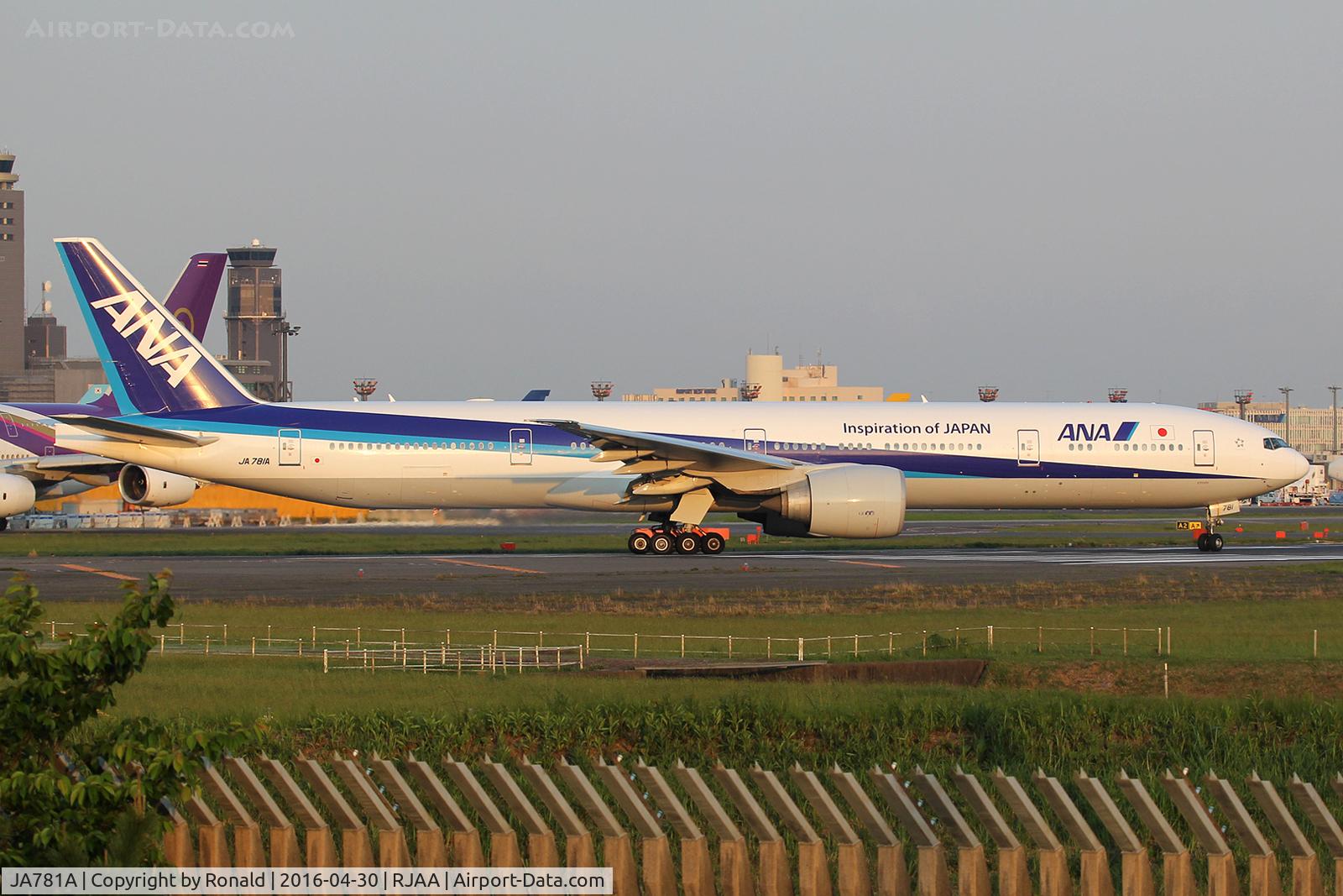JA781A, 2007 Boeing 777-381/ER C/N 27041, at nrt