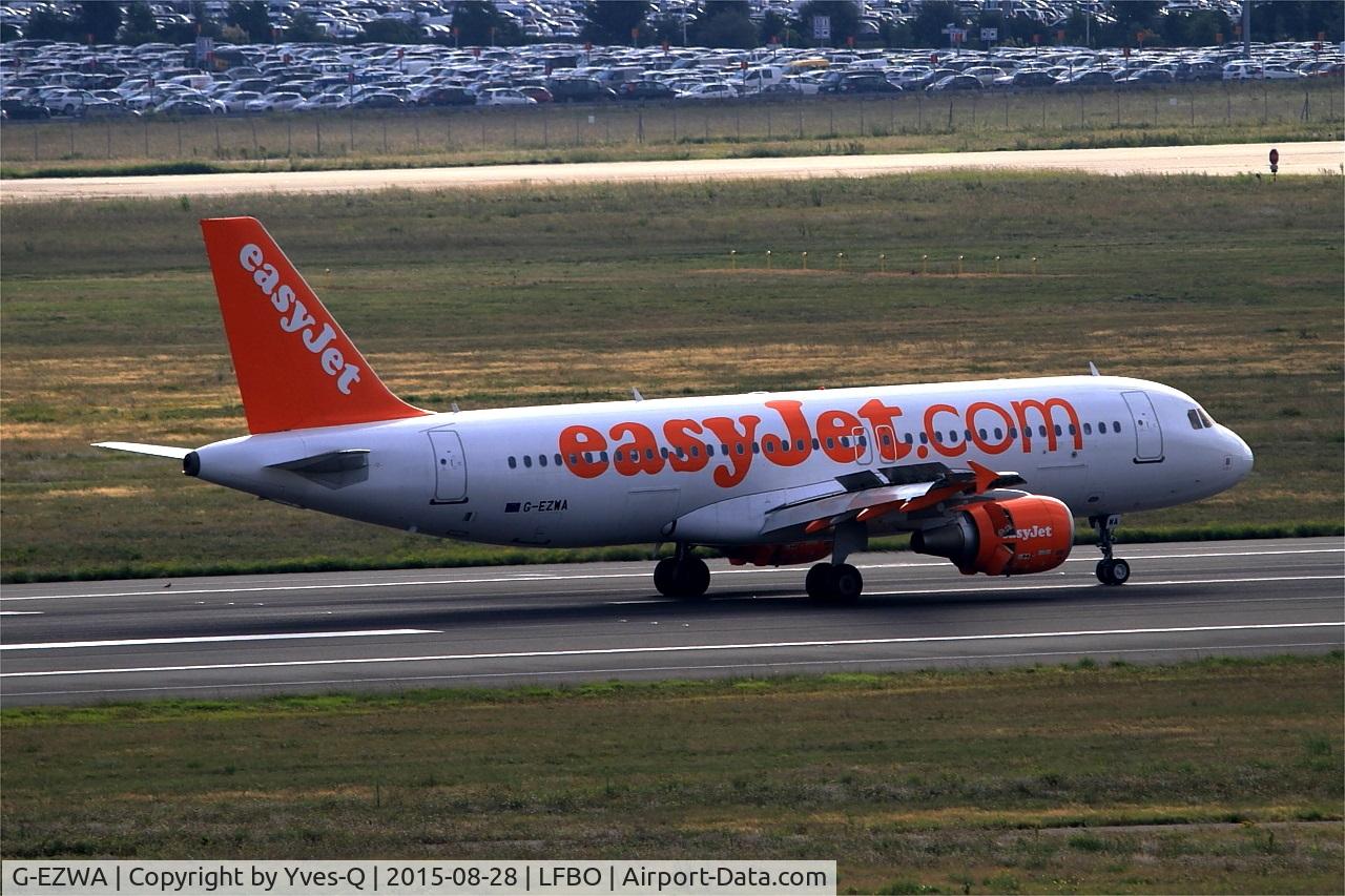 G-EZWA, 2012 Airbus A320-214 C/N 5201, Airbus A320-214, Reverse thrust landing rwy 14R, Toulouse-Blagnac Airport (LFBO-TLS)
