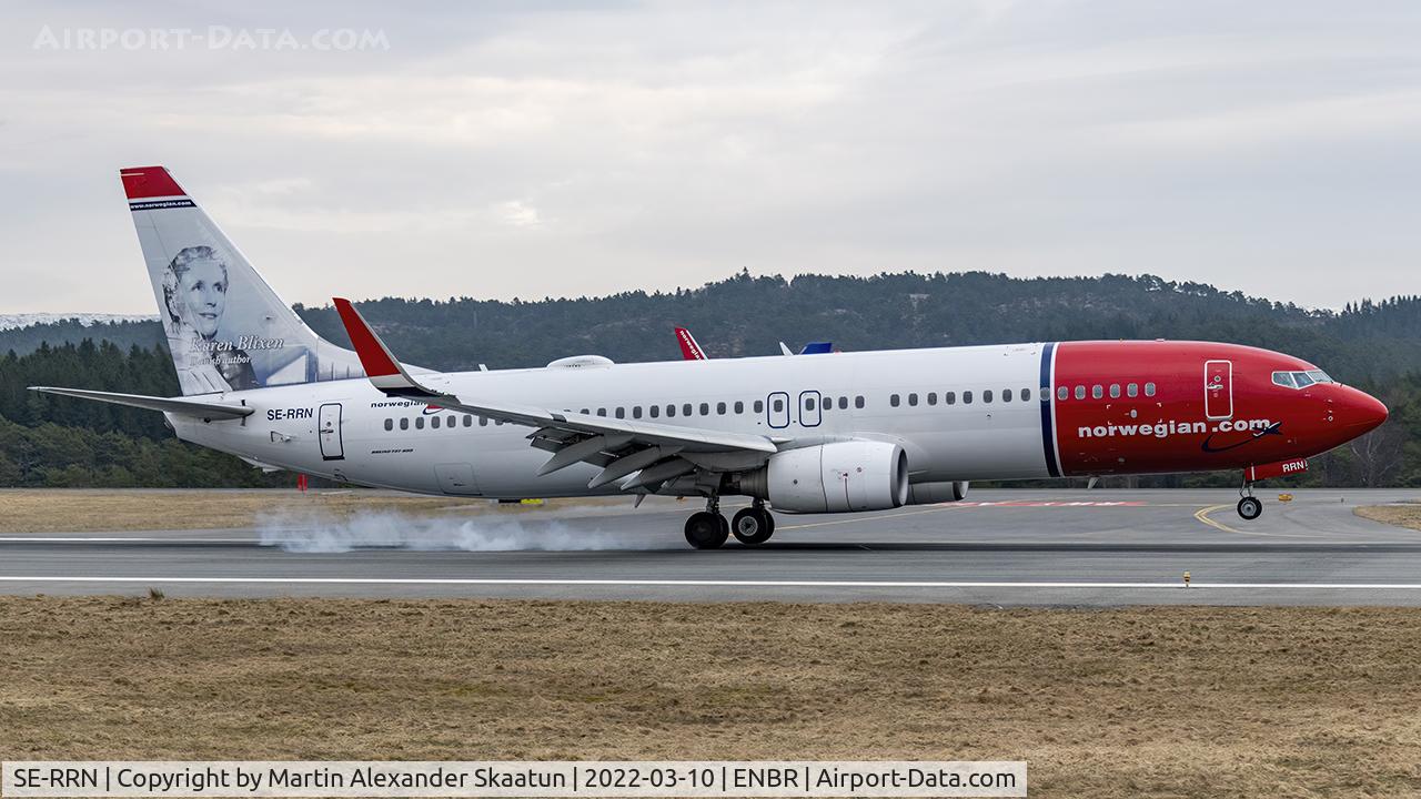 SE-RRN, 2011 Boeing 737-8JP C/N 39006, Landing rwy. 17.