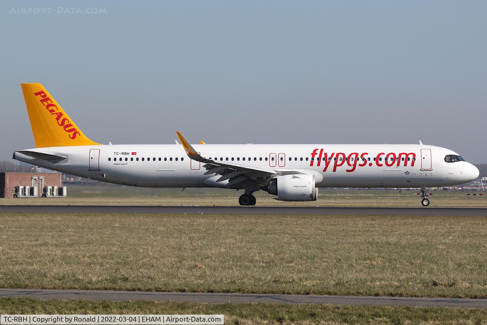 TC-RBH, 2021 Airbus A321-251NX C/N 10523, at spl