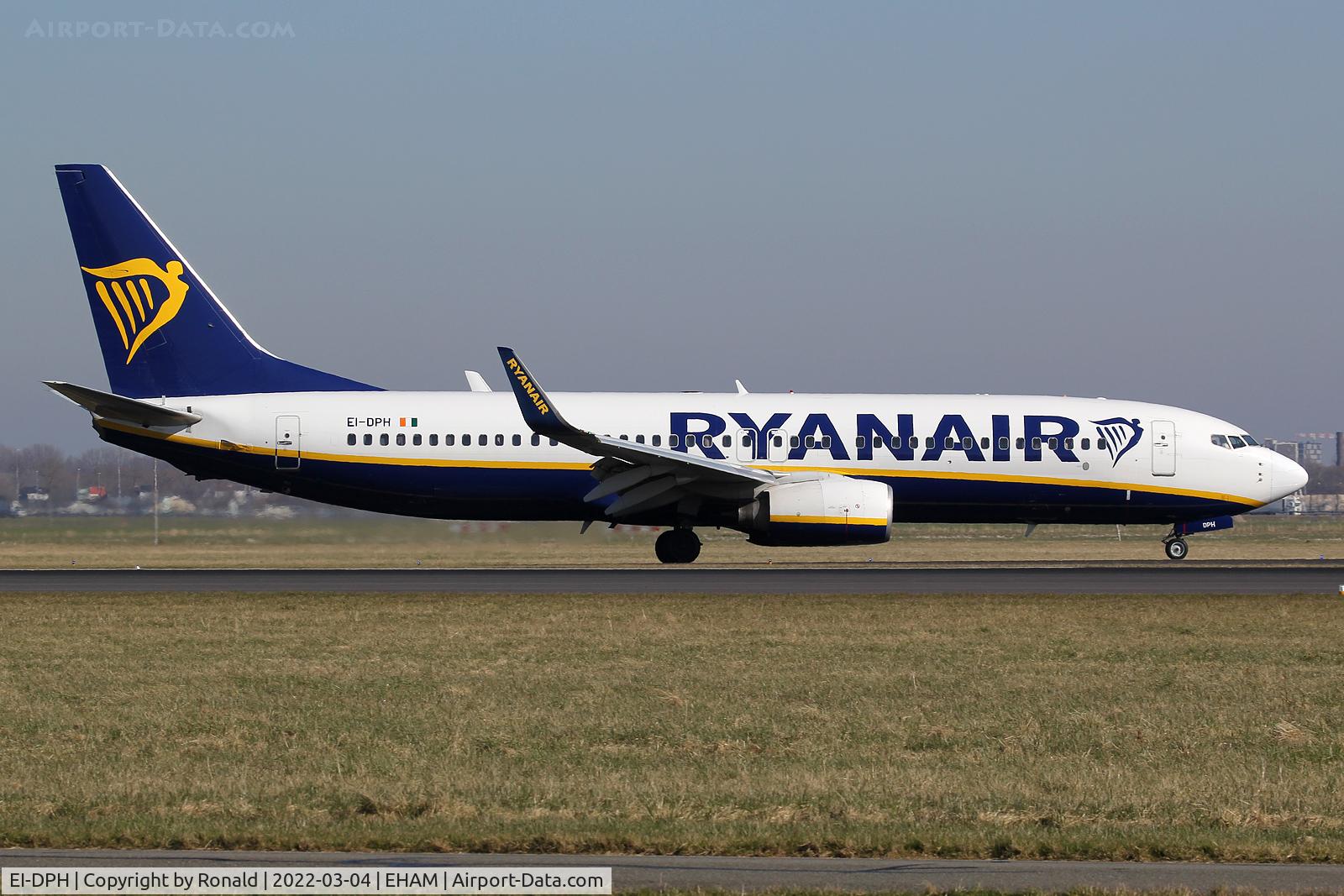 EI-DPH, 2007 Boeing 737-8AS C/N 33624, at spl
