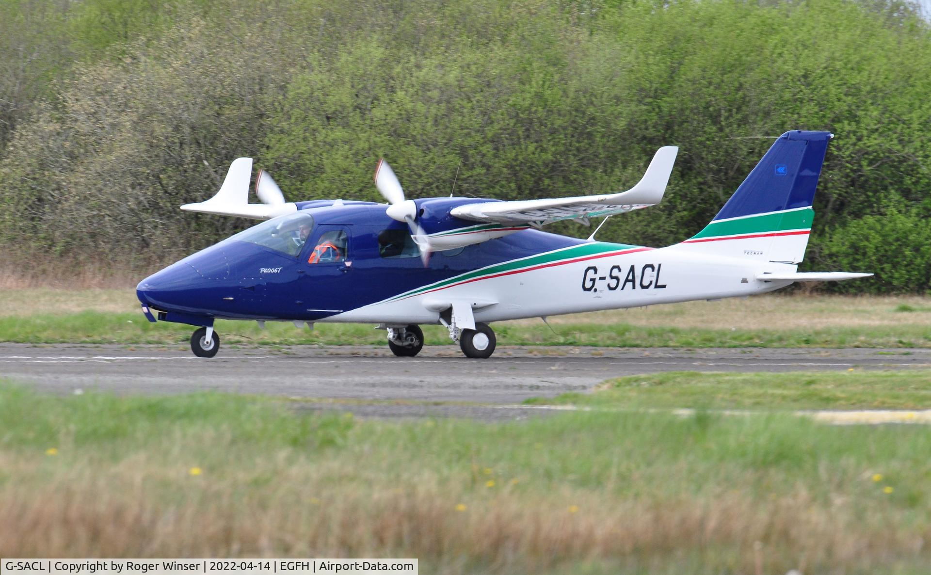 G-SACL, 2016 Tecnam P-2006T C/N 152, Resident Tecnam P2006T.
