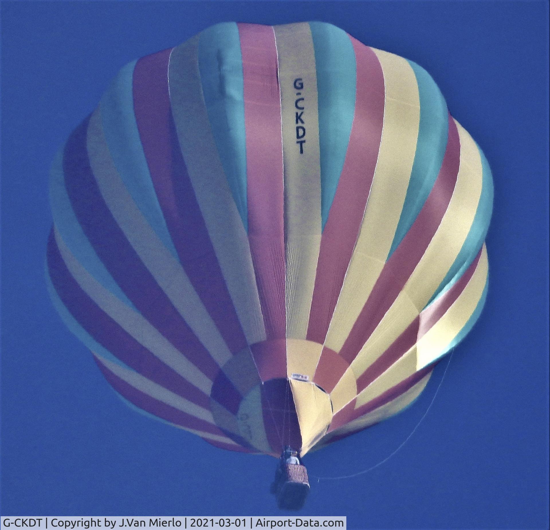 G-CKDT, 2017 Cameron Balloons C-80 C/N 10558, Over Belgium