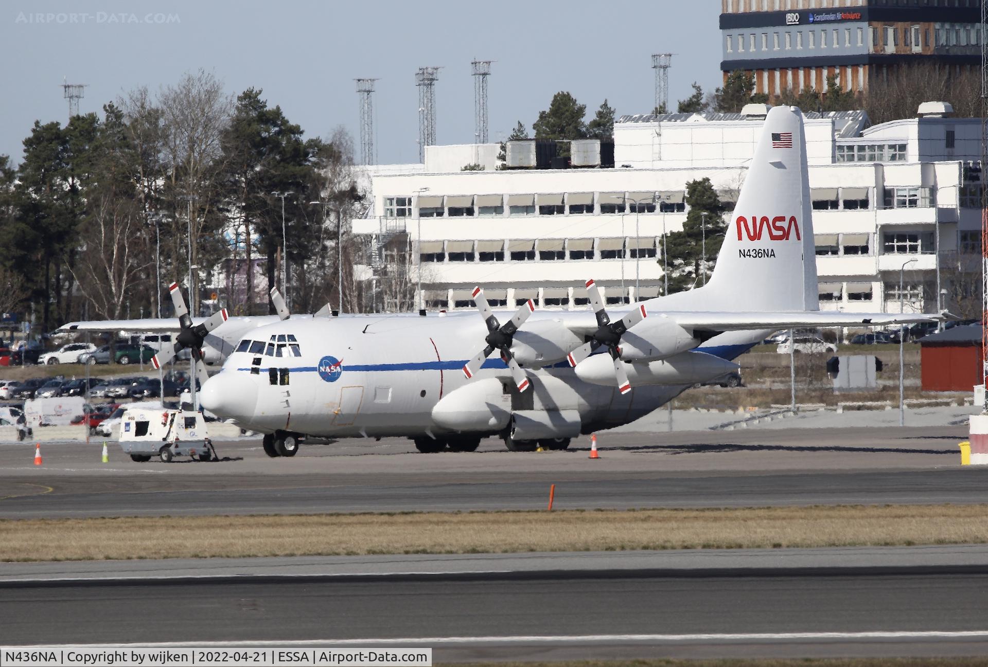N436NA, 1986 Lockheed HC-130H Hercules C/N 382-5104, Ramp M