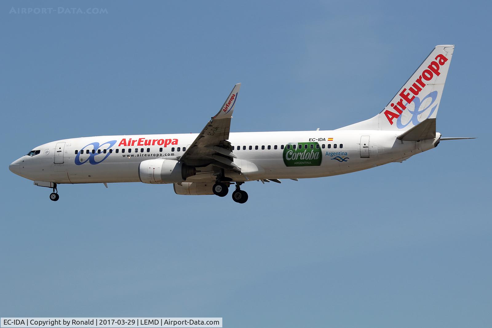 EC-IDA, 2002 Boeing 737-86Q C/N 32773, at mad