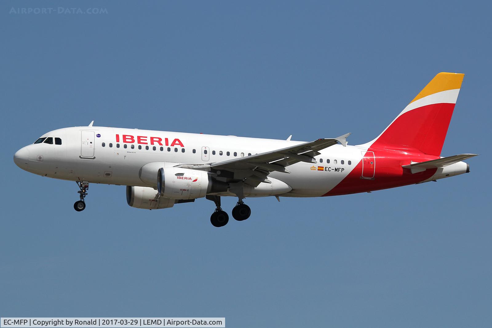 EC-MFP, 1999 Airbus A319-111 C/N 998, at mad