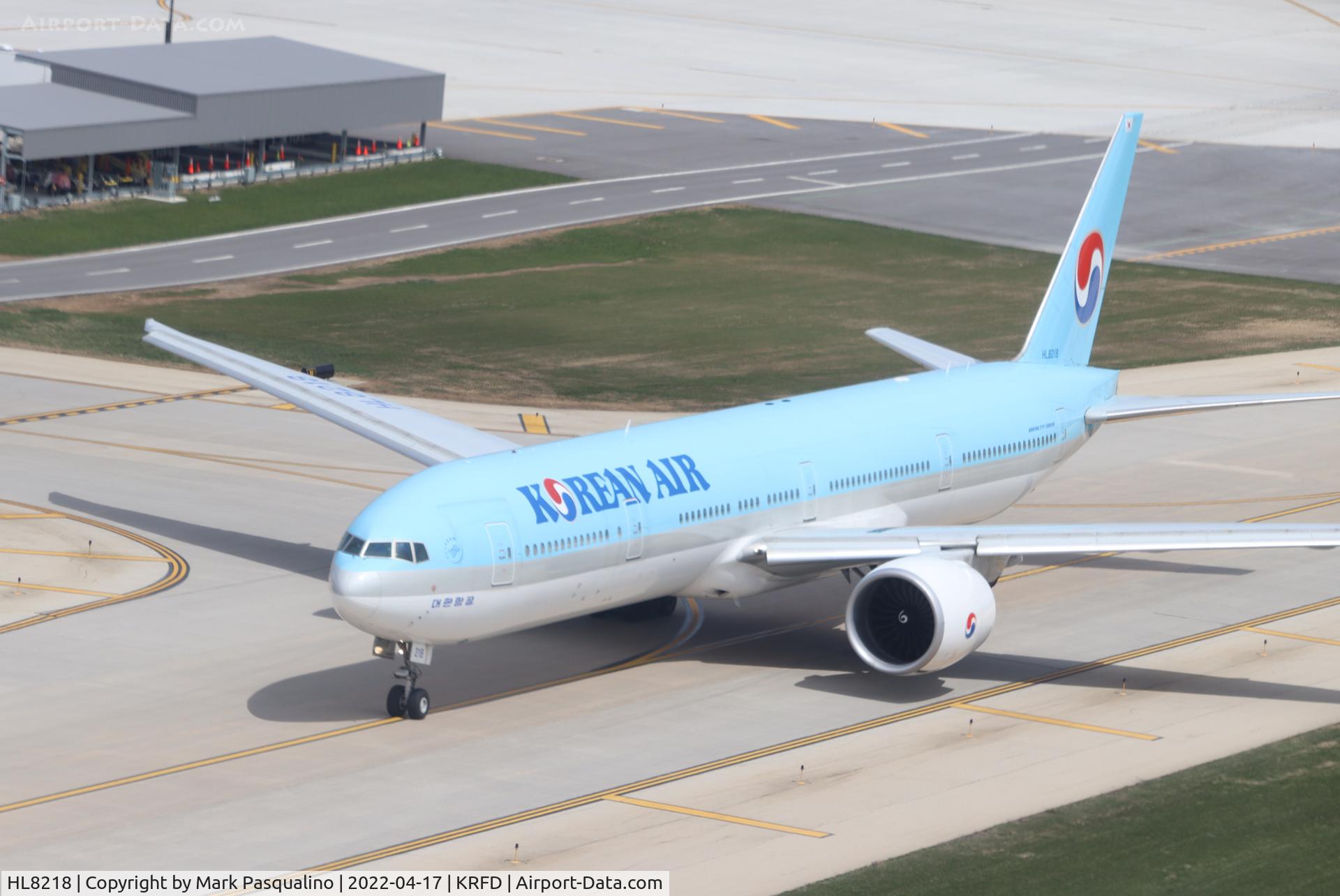 HL8218, 2011 Boeing 777-3B5/ER C/N 37649, Boeing 777-3B5/ER