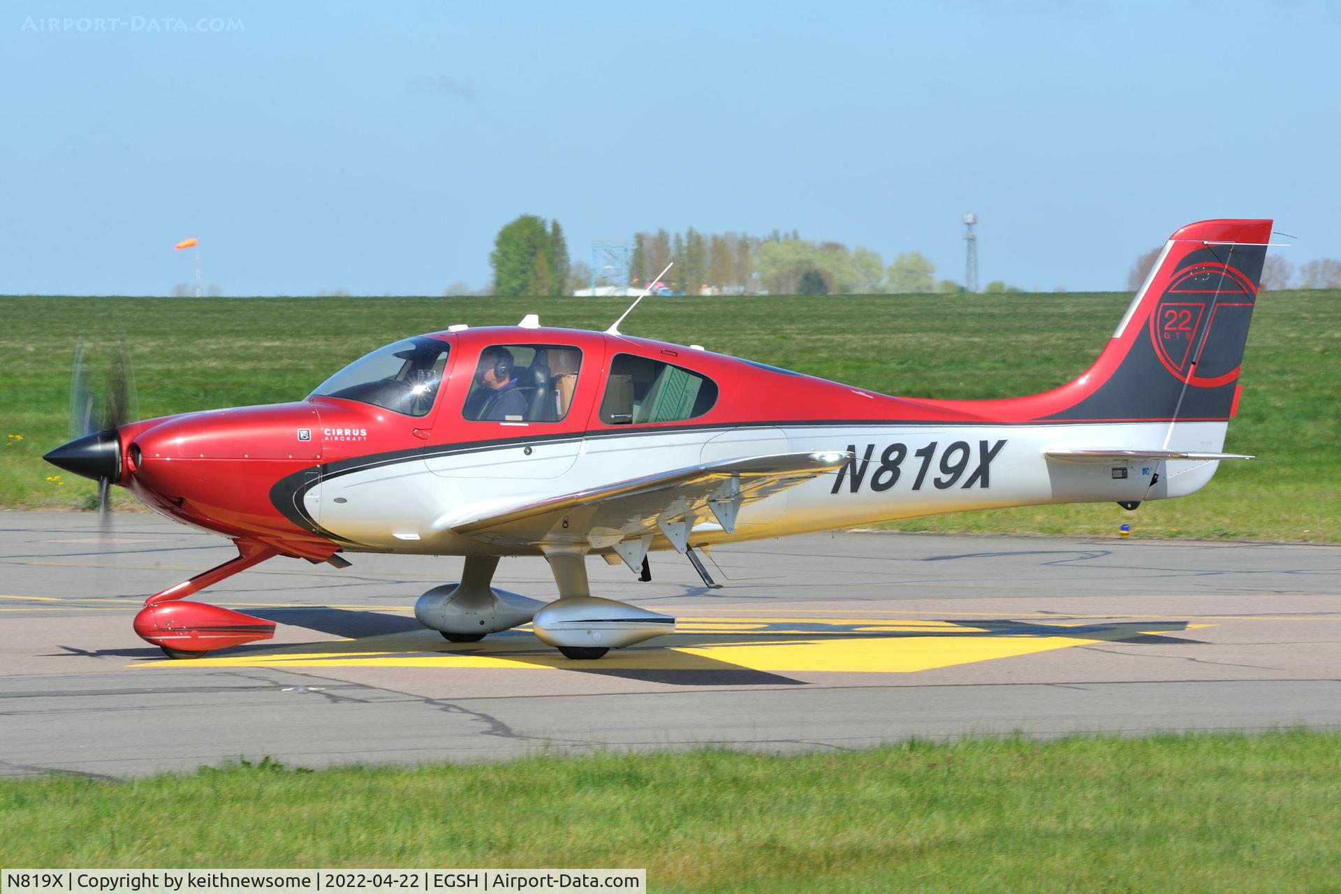 N819X, 2012 Cirrus SR22T G2 Turbo C/N 0433, Arriving at Norwich from Cardiff.
