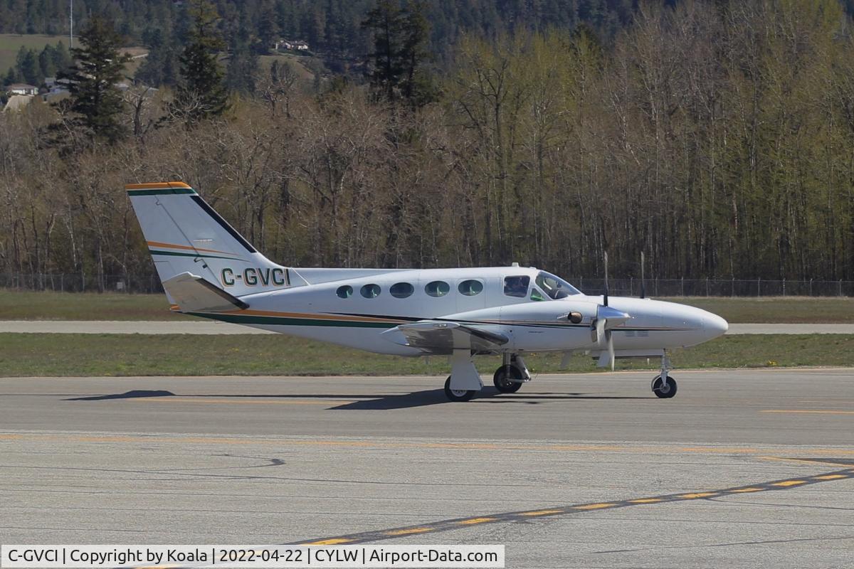 C-GVCI, 1981 Cessna 425 Conquest I C/N 425-0080, Elderly lady.